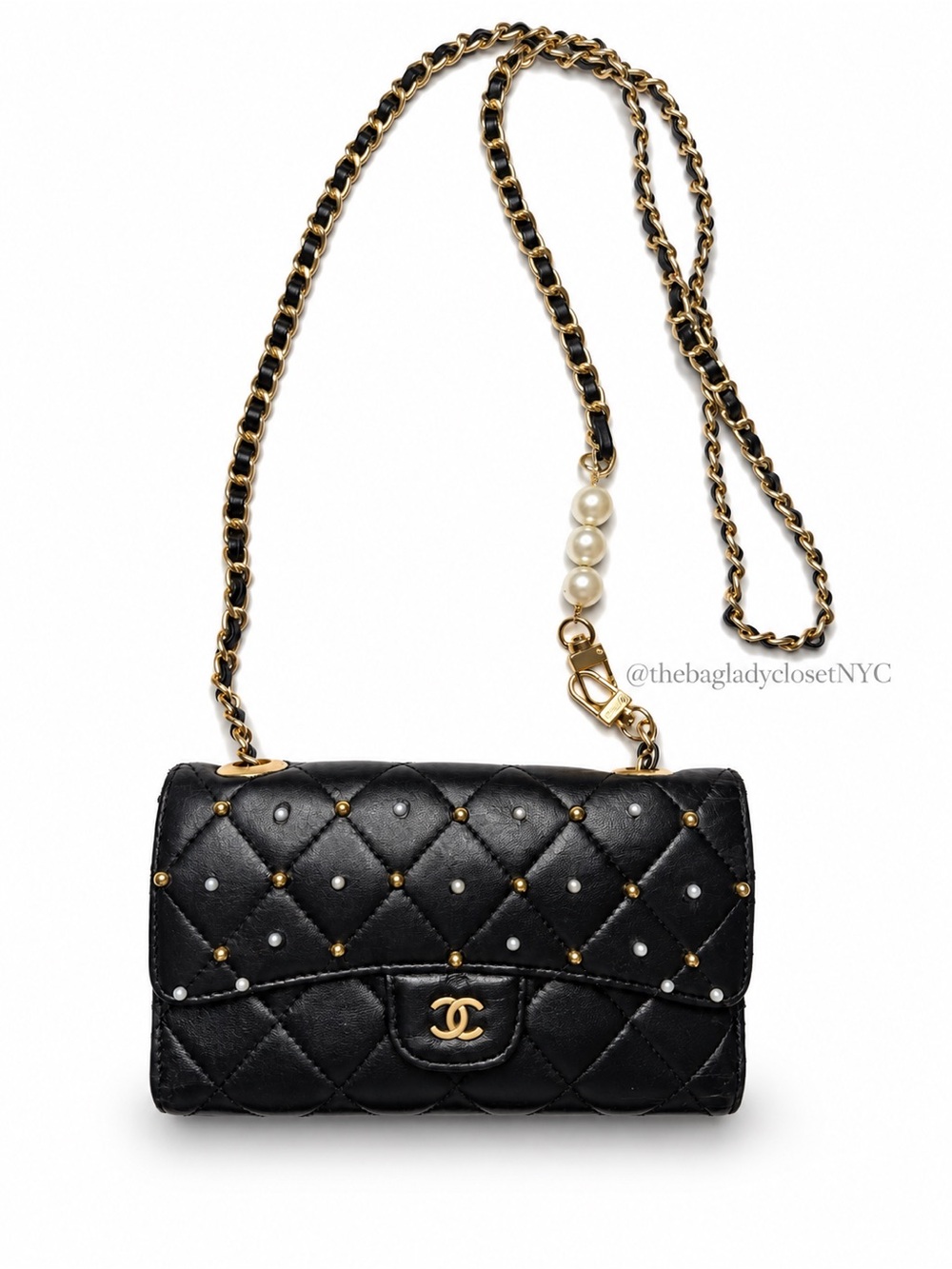 🖤CHANEL Studs & Pearls Lambskin Black Quilted Wallet on a chain🖤